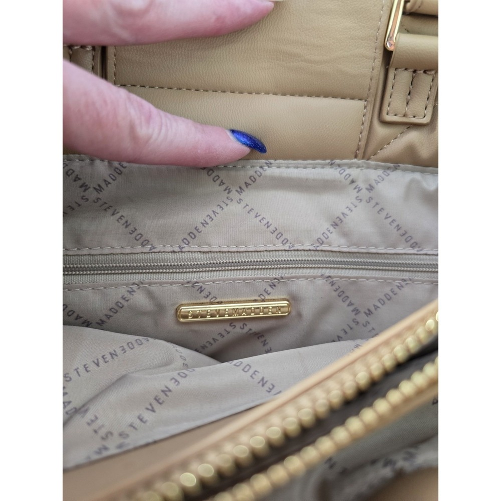 Steve Madden Quilted Tote Bag Womens Large Tan Excellent‎ Scarf Chain Detail - Picture 8 of 16